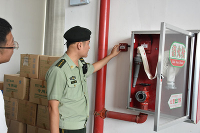 我區消防大隊深入園區企業開展消防安全隱患整治行動