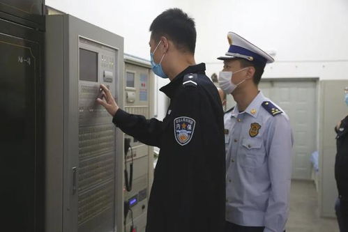 丹東市消防救援支隊走進我校校園全面開展防疫消殺和消防檢查服務保障活動