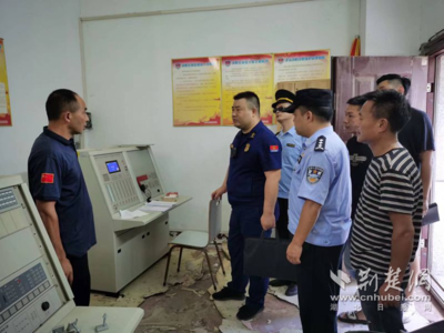 咸寧市多部門聯(lián)合開展高層建筑消防安全專項檢查與消防檢測服務(wù)